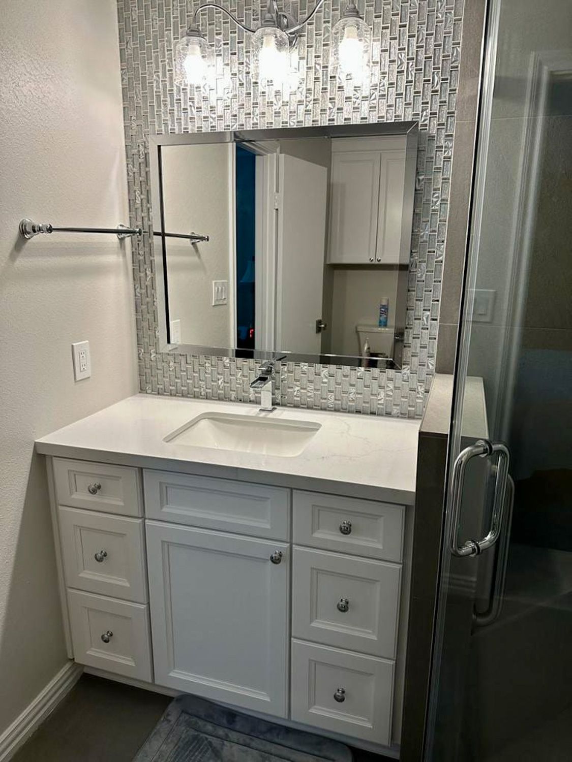 Morales-Brothers_Houston-Bathroom-Remodeling-02 2